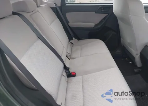 2015 Subaru Forester 2.5I Premium z USA, uszkodzony, nr VIN JF2SJADC0FH480715